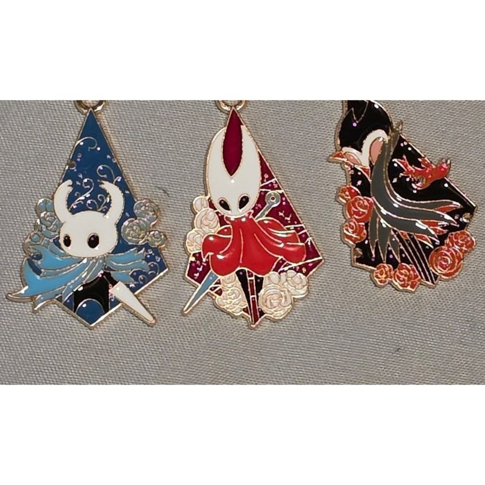 Knight Hornet Troupe Master Grimm Hollow Knight Phone Charms Keychain Handmade - Picture 2 of 5
